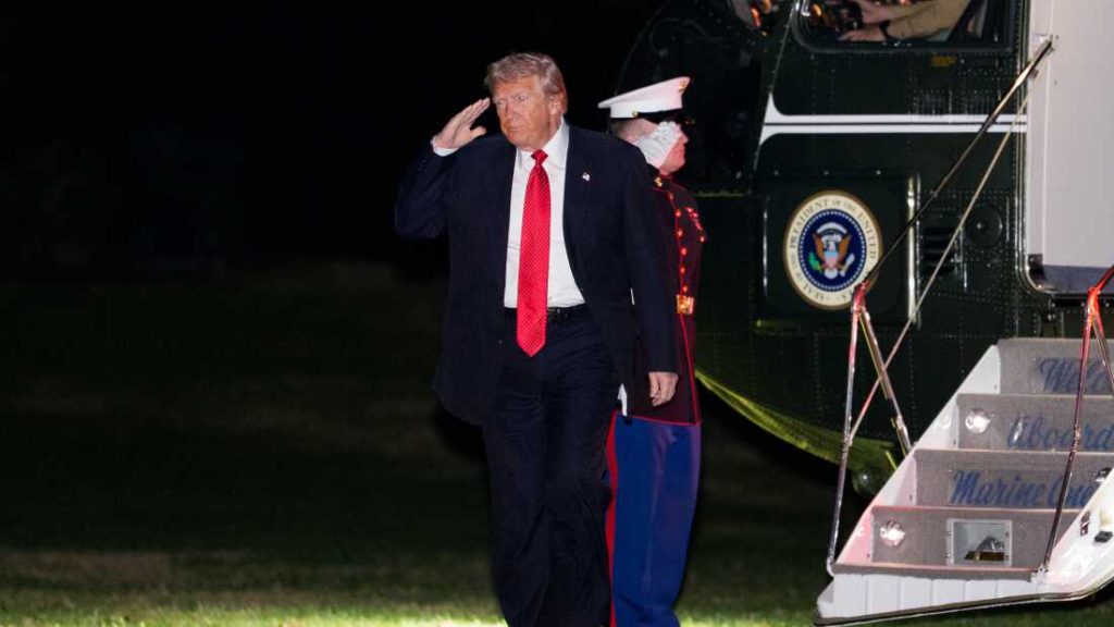 President Trump Arrives At The White House After Weekend At Mar-A-Lago
